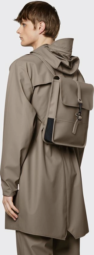 Top 10 ???? Rains Micro Rugzak 5 Liter - Tonal Taupe ???? 4 Top 10 ???? Rains Micro Rugzak 5 Liter - Tonal Taupe ???? - Afbeelding 2