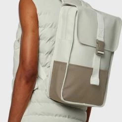 Beste Verkoop ❤️ Rains Buckle Rugzak 16 Liter - Fossil ✨ 13 Beste Verkoop ❤️ Rains Buckle Rugzak 16 Liter - Fossil ✨ -Samsonite Winkel 365x840 1
