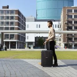 Uitgang ???? CarryOn Steward Kofferset - 2-delige TSA Trolleyset Met Kliksloten - Dubbele Wielen - Zwart ???? 23 Uitgang ???? CarryOn Steward Kofferset - 2-delige TSA Trolleyset Met Kliksloten - Dubbele Wielen - Zwart ???? -Samsonite Winkel 550x366 85