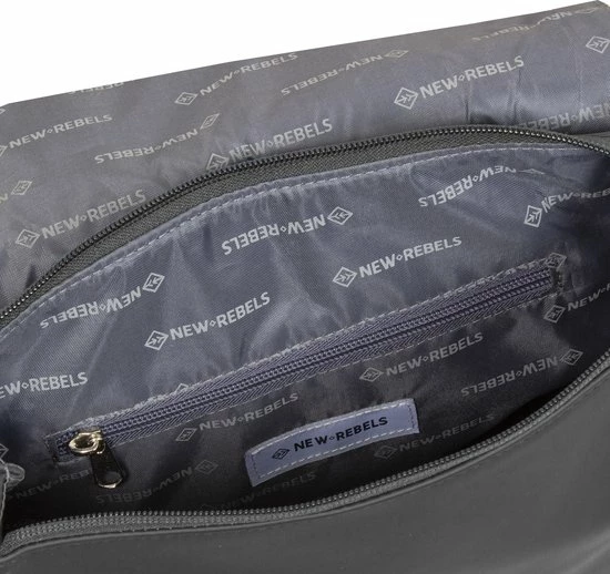 Begroting ???? New Rebels® Daley - Rugtas - Zwart - Waterbestendig - 87 - 13L - 25x13x40cm - Rugzak / ???? Backpack ???? 5 Begroting ???? New Rebels® Daley - Rugtas - Zwart - Waterbestendig - 87 - 13L - 25x13x40cm - Rugzak / ???? Backpack ???? - Afbeelding 3