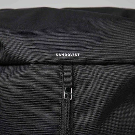Gloednieuw ???? Sandqvist Sune Black Rugzak SQA1967 Zwart 27L Duurzaam 16 Inch Laptop ???? 7 Gloednieuw ???? Sandqvist Sune Black Rugzak SQA1967 Zwart 27L Duurzaam 16 Inch Laptop ???? - Afbeelding 5