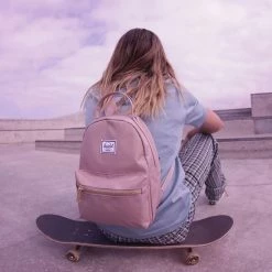 Beste Verkoop ???? Herschel Nova Mid-Volume - Black / Vrouwelijke Rugzak Met Dubbele Handvaten; Met 18L Opbergruimte En Intern Opbervak / Met Levenslange Fabrieksgarantie / Limited Lifetime Warranty / Zwart ???? 46 Beste Verkoop ???? Herschel Nova Mid-Volume - Black / Vrouwelijke Rugzak Met Dubbele Handvaten; Met 18L Opbergruimte En Intern Opbervak / Met Levenslange Fabrieksgarantie / Limited Lifetime Warranty / Zwart ???? -Samsonite Winkel 550x550 32