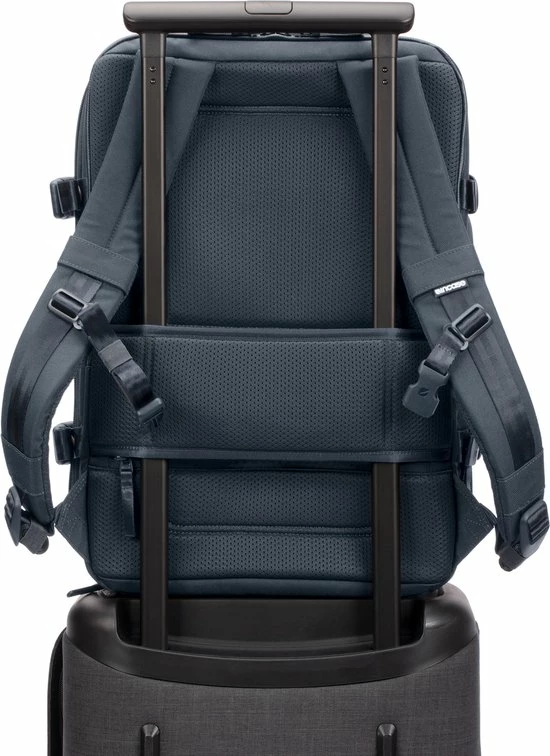 Goedkoopste ???? Incase A.R.C. Travel Pack - ???? Handbagage - Rugtas - ???? Backpack - Navy Blauw - 33 Liter - Tot 16 Inch Macbook ???? 18 Goedkoopste ???? Incase A.R.C. Travel Pack - ???? Handbagage - Rugtas - ???? Backpack - Navy Blauw - 33 Liter - Tot 16 Inch Macbook ???? - Afbeelding 16